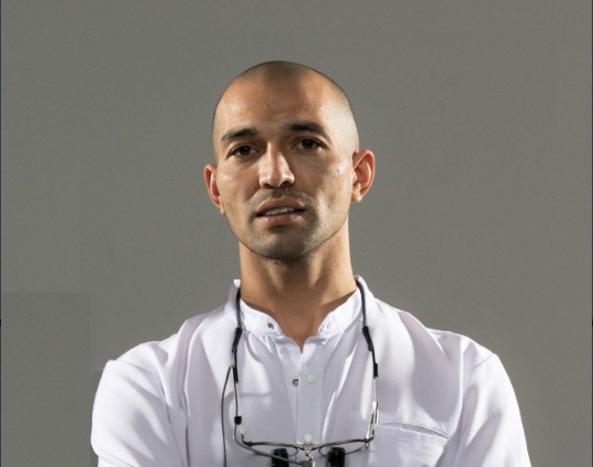 Хакимов Сейдамет Дмитриевич, врач-стоматолог